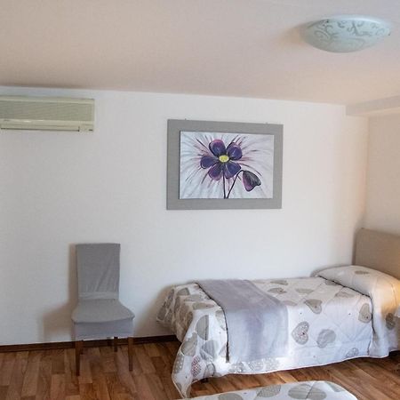 Tal Borc Villa San Vito al Torre Exteriör bild