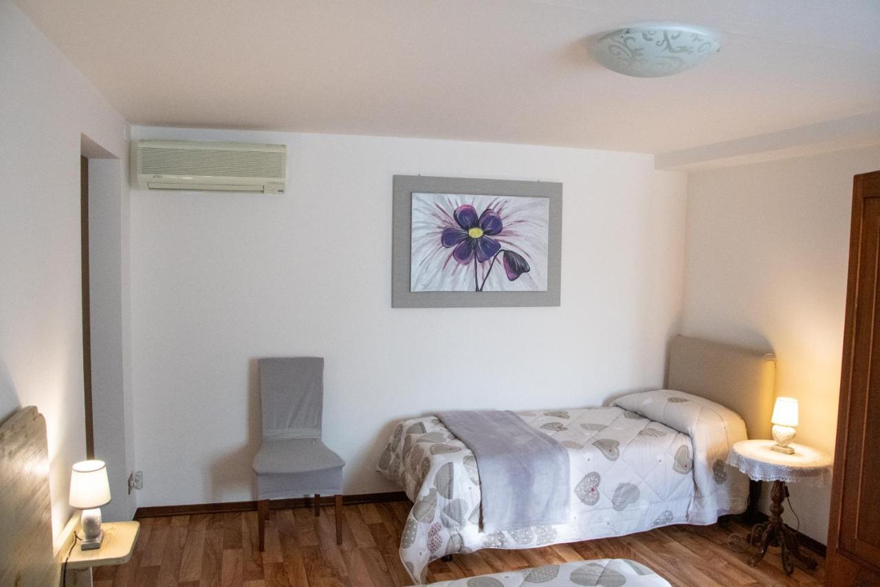 Tal Borc Villa San Vito al Torre Exteriör bild